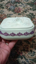 Jewelry box